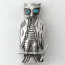 Load image into Gallery viewer, UITA 22  Owl Pin