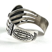 Load image into Gallery viewer, Vintage Single Stone Bracelet