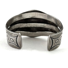 Load image into Gallery viewer, Vintage Ingot Silver With Blue Gem