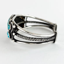 Load image into Gallery viewer, Vintage Ingot Bracelet With Stones