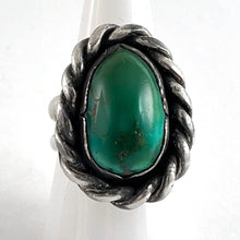 Load image into Gallery viewer, Vintage Single Stone Ring<br>Size: 9.5