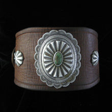 Load image into Gallery viewer, I Want To Be Her! Blog by Andrea Linett Lucky Founder