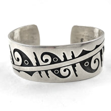 Load image into Gallery viewer, Simple Overlay<br>By Steven Pooyouma