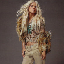 Load image into Gallery viewer, Marie Claire April 2011 True West