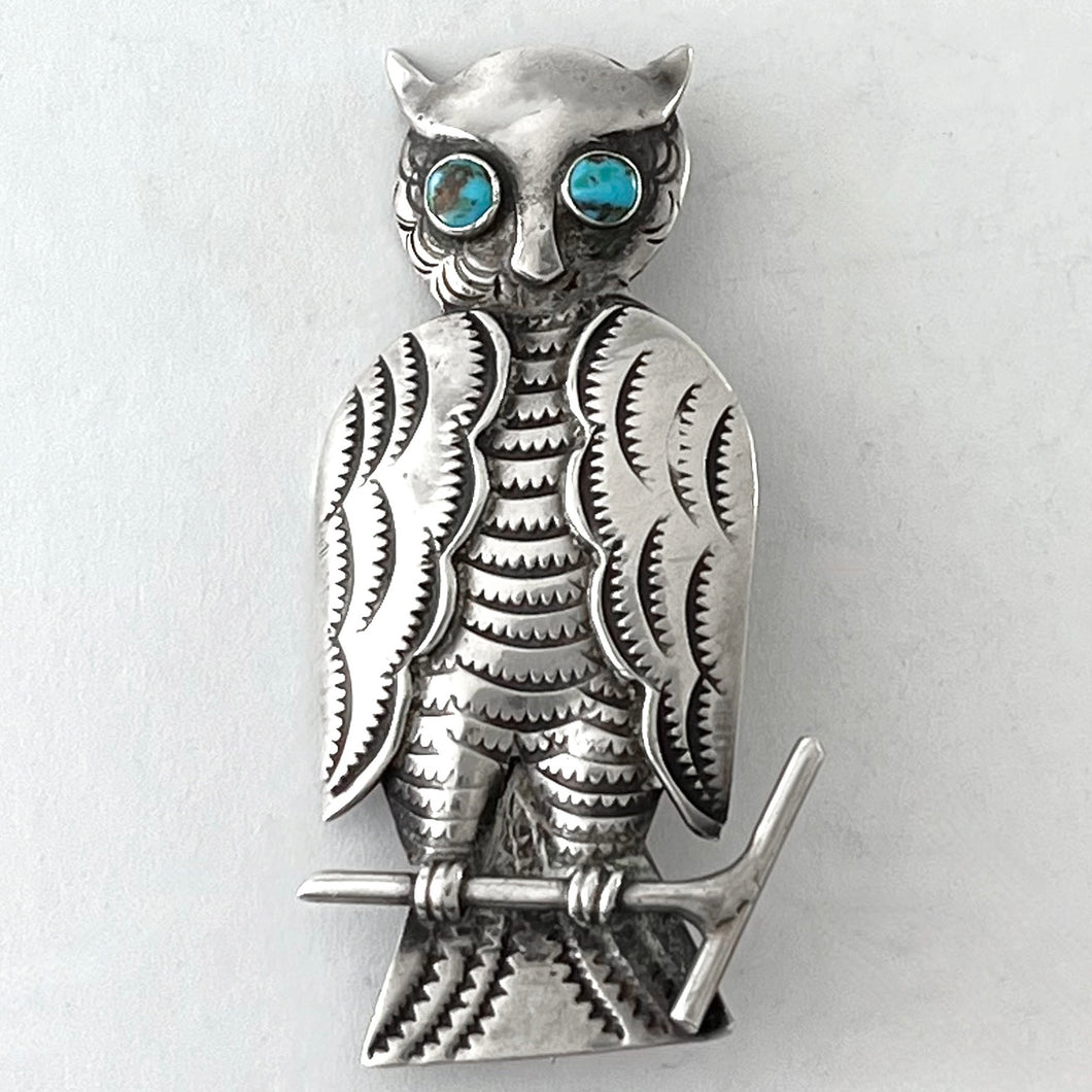 UITA 22  Owl Pin