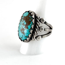 Load image into Gallery viewer, Vintage Oval Stone<br>Size: 9.5
