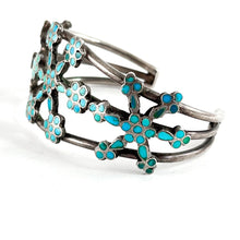 Load image into Gallery viewer, Vintage Snowflake Bracelet
