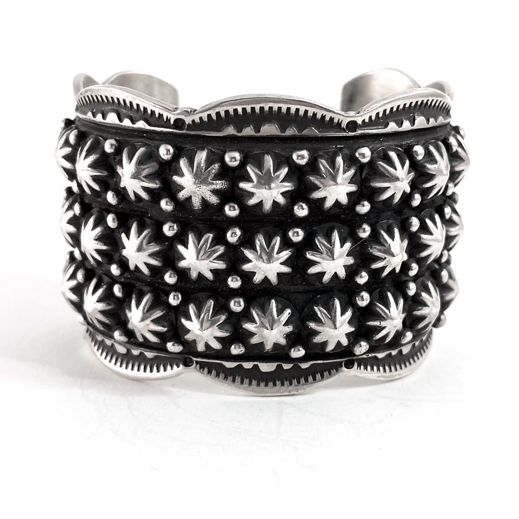 Button BraceletBy Happy Piasso – Vicki Turbeville