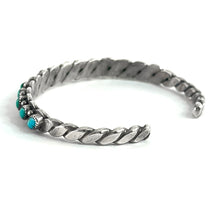 Load image into Gallery viewer, Vintage Diagonal Row Bracelet
