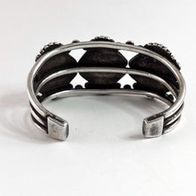 Load image into Gallery viewer, Vintage Ingot Three Stone Bracelet
