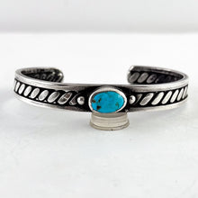 Load image into Gallery viewer, Small Vintage Single Stone
