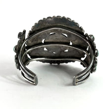 Load image into Gallery viewer, Vintage Cluster Bracelet
