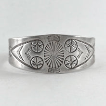 Load image into Gallery viewer, Vintage Ingot Silver Bracelet
