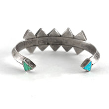 Load image into Gallery viewer, Vintage Cast With Inlay Bracelet
