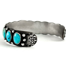 Load image into Gallery viewer, Vintage Ingot Row Bracelet
