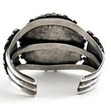 Load image into Gallery viewer, Vintage Cluster Bracelet
