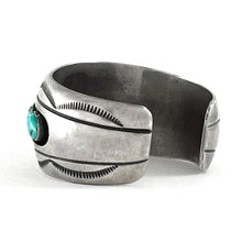 Load image into Gallery viewer, Vintage Bracelet With Morenci Turquoise

