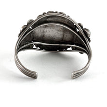 Load image into Gallery viewer, Vintage Cluster Bracelet
