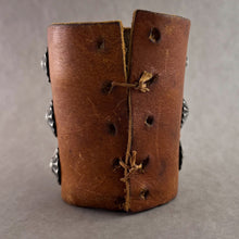 Load image into Gallery viewer, Vintage Ketoh With Stone
