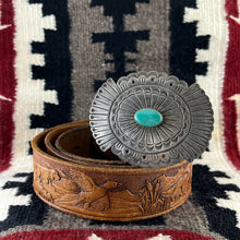Load image into Gallery viewer, Vintage Single Stone Buckle
