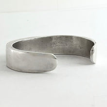 Load image into Gallery viewer, Vintage Inlay Bracelet
