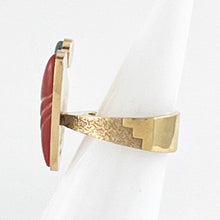 Load image into Gallery viewer, Coral &amp; Lone Mountain Ring<br>By Don Supplee<br>Size: 6

