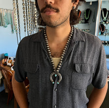 Load image into Gallery viewer, Naja On Handmade Beads
