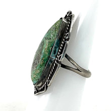 Load image into Gallery viewer, Vintage Single Stone Ring&lt;br&gt;Size: 6.5
