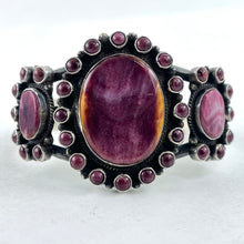 Load image into Gallery viewer, Purple Spiny Oyster Bracelet&lt;br&gt;By Dean Brown
