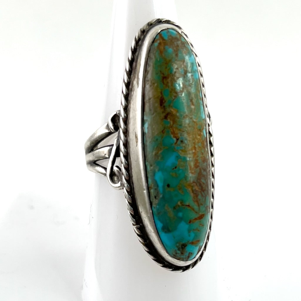Vintage Long Oval<br>Size: 8