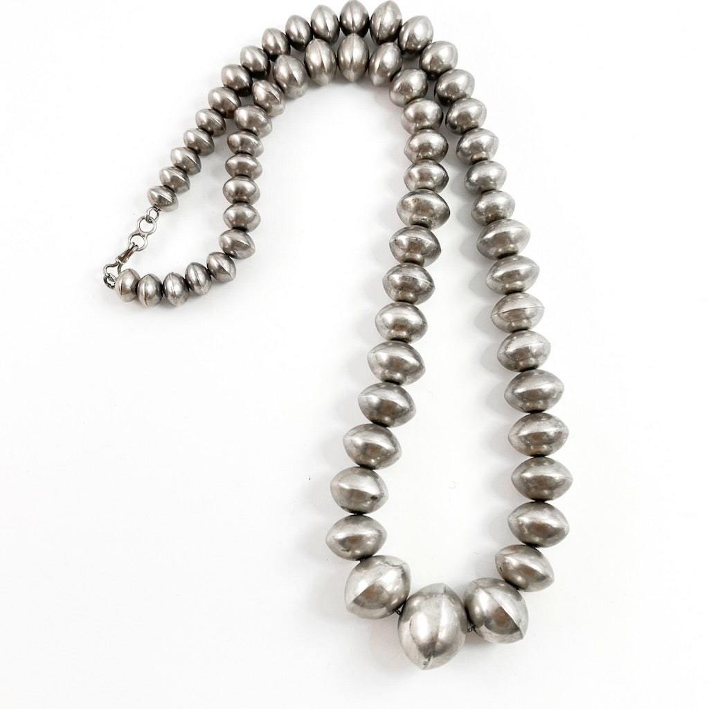 Vintage Plain Silver Beads<br>23
