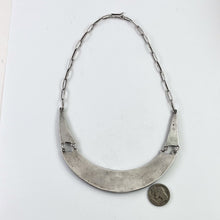 Load image into Gallery viewer, Vintage Channel Inlay Necklace
