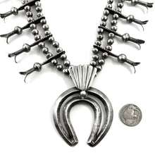 Load image into Gallery viewer, Vintage Sterling Silver Squash Necklace
