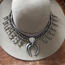 Load image into Gallery viewer, Vintage Sterling Silver Squash Necklace
