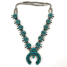 Load image into Gallery viewer, Vintage  Cluster Squash Necklace

