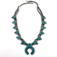 Load image into Gallery viewer, Vintage Cluster Squash Necklace

