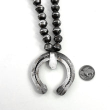 Load image into Gallery viewer, Naja On Handmade Beads

