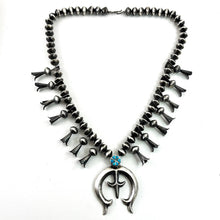 Load image into Gallery viewer, Vintage Squash Necklace
