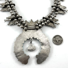 Load image into Gallery viewer, Vintage Turquoise Cluster Necklace
