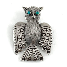 Load image into Gallery viewer, Vintage Owl Pin
