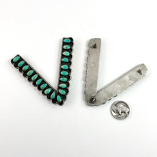 Load image into Gallery viewer, Vintage Collar Points
