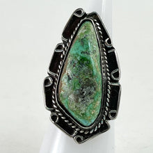 Load image into Gallery viewer, Vintage Single Stone Ring&lt;br&gt;Size: 6.5
