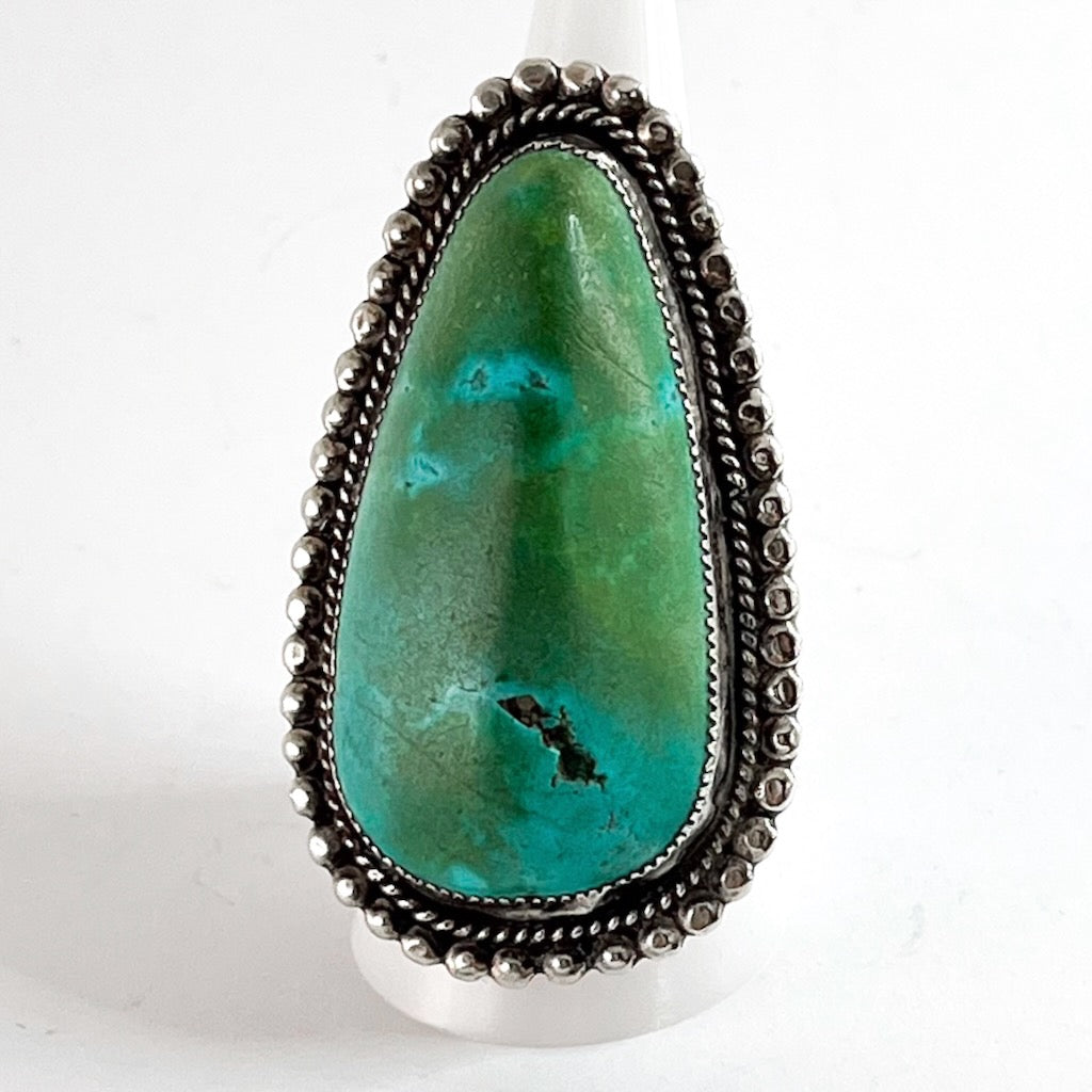 Natural Single Stone<br>Size: 9