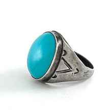 Load image into Gallery viewer, Vintage Sky Blue<br>Size: 10.5
