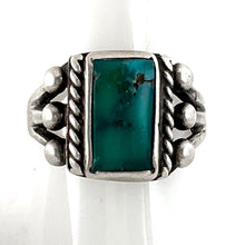 Load image into Gallery viewer, Vintage Square Stone<br>Size: 9.5
