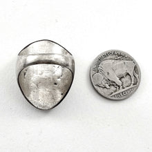 Load image into Gallery viewer, Vintage Cast Cluster Ring<br>Size: 9
