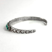 Load image into Gallery viewer, Vintage 11 Stone Ingot Bracelet
