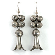 Load image into Gallery viewer, Cool Vintage Blossom Earrings
