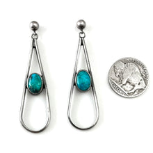 Load image into Gallery viewer, Vintage Open Drop Earrings
