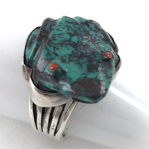 Frog Fetish Ring<br>By Emma Bighand<br>Size: 9